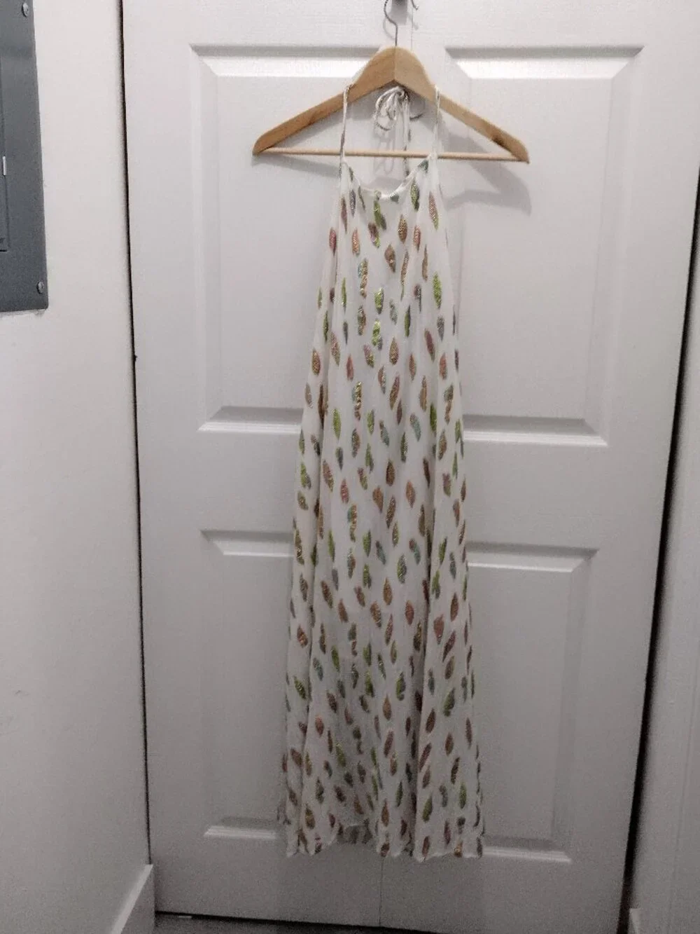 PQ Swim Chantel Dress Metallic Leaf Halter Open Back Crinkle Chiffon M/L - Picture 5 of 14